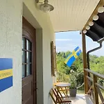 Stockholm Vendeghaz 度假居 *